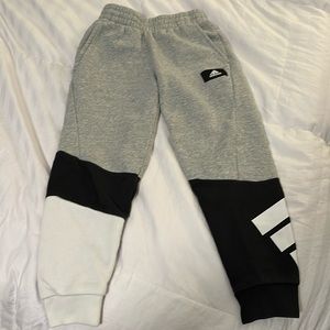 Adidas boys size 7 color block joggers gray/black/white